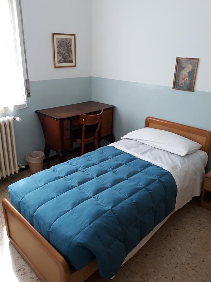 Hotel Molteni Veduggio con Colzano Bagian luar foto