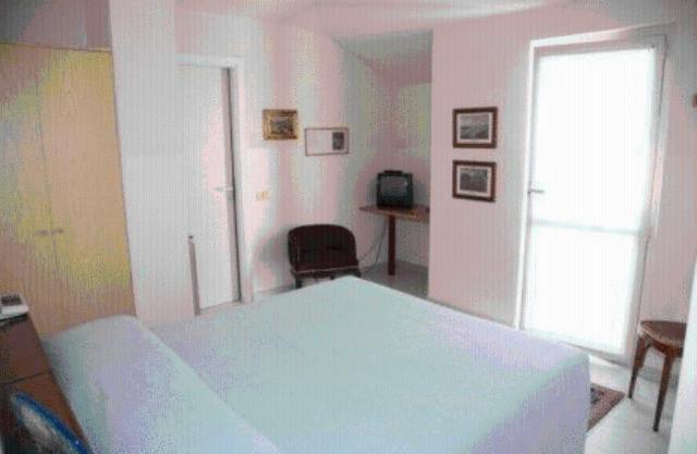 Hotel Molteni Veduggio con Colzano Bagian luar foto